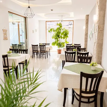 Hotel Tabanov 3*